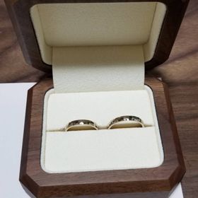 【TANZO.(鍛造指輪)の口コミ】 シンプルかつ斬新なデザインで、世界中で誰も持っていないような指輪が作…