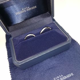 【銀座ダイヤモンドシライシの口コミ】 指輪の決めては、シンプルなデザインが豊富でとても可愛かったからです！…