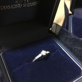 【銀座ダイヤモンドシライシの口コミ】 雑誌で拝見してスターリーははじめから気になってはいましたが、他にも色…