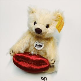 【Foulason(フレゾン)の口コミ】 自分となにかしら縁のある指輪を選びたいと考えていました。
私の名前が「…