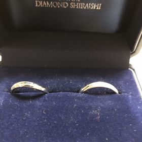 【銀座ダイヤモンドシライシの口コミ】 カーブした形がもともと希望でした。このブランドが有名だと聞いて決めま…