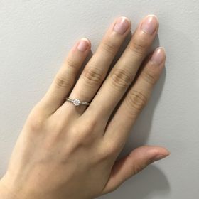 【ギンザタナカブライダル(GINZA TANAKA BRIDAL)の口コミ】 ストレートタイプでも少しデザインが入った物がほしく、色々なデザインの…