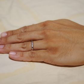 【vielle bijou SOPHIA(ヴィエールビジュソフィア)の口コミ】 彼女はこの指輪を見たとき、特別な形を気に入りました。彼女が好きだから…