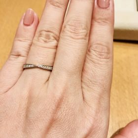 【ギンザタナカブライダル(GINZA TANAKA BRIDAL)の口コミ】 同じようなデザインで他のブランドとも何件も比べて迷いましたが、店舗の…