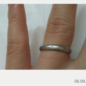 【ギンザタナカブライダル(GINZA TANAKA BRIDAL)の口コミ】 一生のものなのでシンプルで飽きのこないデザインで家事育児等の作業き邪…