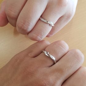 【銀座ダイヤモンドシライシの口コミ】 形が可愛い
メンズもシンプルだがお洒落
メンズの指輪の形は全て似たりよ…