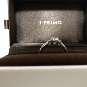 【アイプリモ(I-PRIMO)の口コミ】 ダイヤモンドのしたの台の部分がハートになっているのが他にはないデザイ…