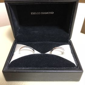 【エクセルコダイヤモンド(EXELCO DIAMOND)の口コミ】 こちらの指輪が最初に気になったのは、結婚式場のパンフレットに入ってい…