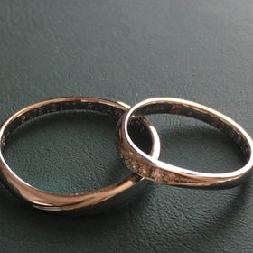 【1122 iifuufu bridal(いい夫婦ブライダル)の口コミ】 デザインも刻印も理想通りで大満足です！
刻印は私のサイズだと3文字のシ…