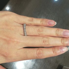 【LUCIE(ルシエ)の口コミ】 お花をモチーフにしたデザインであり、可愛らしさとゴージャスな雰囲気が…