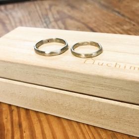 【uchimari(ウチマリ)の口コミ】 結婚指輪のブランドにこだわりがなく、きらきらしたものよりシンプルであ…