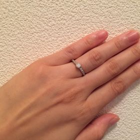 【STAR JEWELRY(スタージュエリー)の口コミ】 一生のお付き合いになると考えて、飽きないような定番デザインを選びまし…