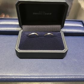 【銀座ダイヤモンドシライシの口コミ】 できたら、価格を10万円以下で抑えたかったのと、シンプルなデザインを選…