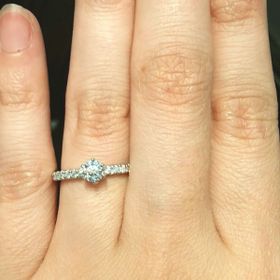 【エクセルコダイヤモンド(EXELCO DIAMOND)の口コミ】 フォーマルな場面でも日常的にも両方利用できるリングだと思います。一見…