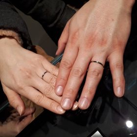 【エクセルコダイヤモンド(EXELCO DIAMOND)の口コミ】 新郎新婦とも、シンプルなデザインを選びました。エクセルコさんの指輪は…