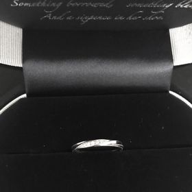 【Something Blue(サムシングブルー)の口コミ】 シンプルなデザインと曲がりのないデザインが良いと思い選んで決めました…