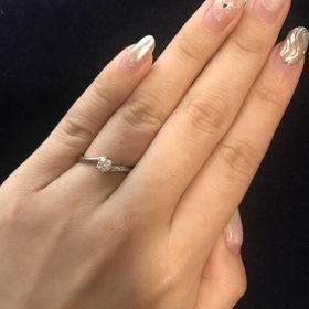 【銀座ダイヤモンドシライシの口コミ】 別のブランドのセットリングを購入しようと考えていましたが、こちらのブ…