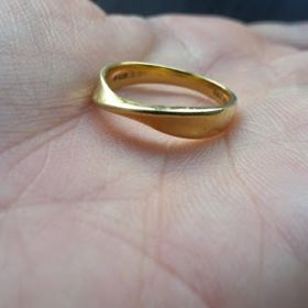 【レイジースーザン(LAZY SUSAN)の口コミ】 価格重視と、シンプルさで決めました。店舗はオフィスビルの中に入ってい…