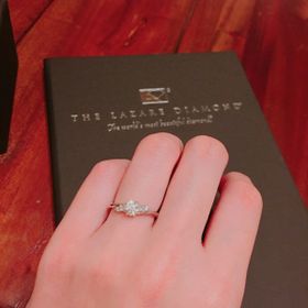 【ラザール ダイヤモンド(LAZARE DIAMOND)の口コミ】 普段使いがしやすく、華奢なリングを希望していると伝え、何個か候補を出…