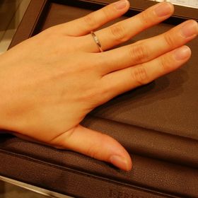 【アイプリモ(I-PRIMO)の口コミ】 シンプルなデザインで、太すぎず細すぎずちょうど良いサイズ感が気に入り…