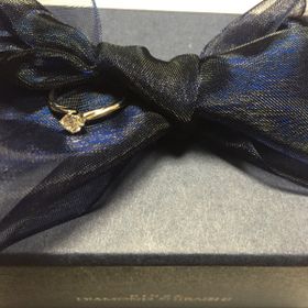 【銀座ダイヤモンドシライシの口コミ】 細めのリングで、せっかく買うなら普段使いができるものがいいなと思って…