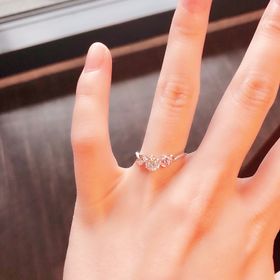 【I's stone(アイズストーン)の口コミ】 雑誌で見て一目惚れでした。
ピンクが好きで可愛い物が好きな私にはもうデ…