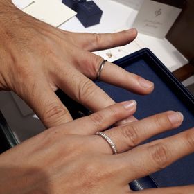 【銀座ダイヤモンドシライシの口コミ】 この価格で永久保証のサービスはなかなかない。リングもシンプルななかで…