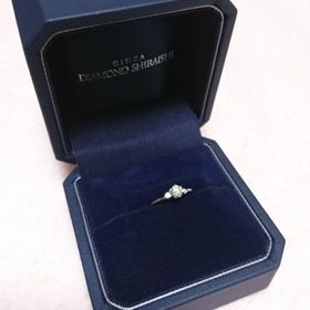 【銀座ダイヤモンドシライシの口コミ】 理想のデザインで、着け心地も良かったところです。普段使いできそうな指…