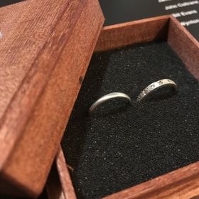 【Lovignette(ラヴィネット)の口コミ】 美しいデザインと手に馴染む優しい形に一目惚れしました。アンティーク調…