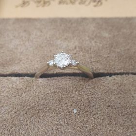 【俄(にわか)の口コミ】 ホームページで俄さんを見つけ、国内製品であること、指輪ひとつひとつに…