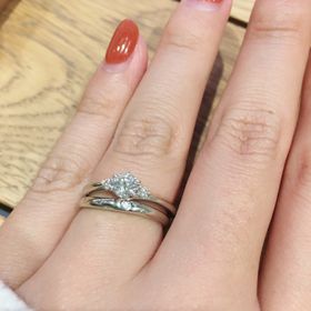 【銀座ダイヤモンドシライシの口コミ】 着け心地が良く、デザインのバリエーションの多い中きらお気に入りのリン…