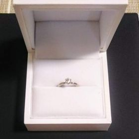 【ギンザタナカブライダル(GINZA TANAKA BRIDAL)の口コミ】 老舗のお店でスタッフさんに若い人がいなくて逆に安定感よある雰囲気でし…