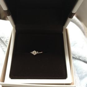 【アイプリモ(I-PRIMO)の口コミ】 ダイヤが一番綺麗に見えるブランドがよく、その中でも4Cにこだわることが…