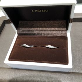 【アイプリモ(I-PRIMO)の口コミ】 ◎質&デザイン性
絶対コンビリングがいいって決めていました。
一番最…