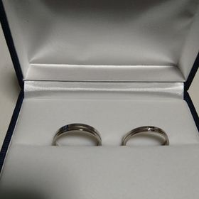 【PILOT BRIDAL(パイロットブライダル)の口コミ】 彼のインスピレーションがこれがいいといったので合わせました。私の指も…