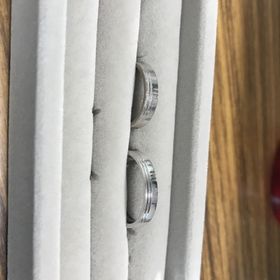 【エルメス(HERMES)の口コミ】 結婚指輪の王道…という感じのシンプルさや細身のタイプが嫌だった…