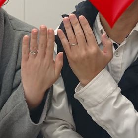 【アイプリモ(I-PRIMO)の口コミ】 婚約指輪をこちらで彼に買ってもらったので、結婚指輪もこちらのブランド…