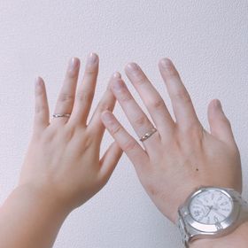 【俄(にわか)の口コミ】 試着した際に
指に馴染んだのと
あまり選ばれる方が少ないというお話だっ…