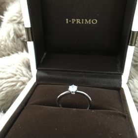 【アイプリモ(I-PRIMO)の口コミ】 結婚指輪との重ね付けができるもの、結婚指輪を華やかなものにしなかった…