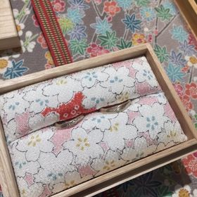 【杢目金屋(もくめがねや)の口コミ】 おおよその形を決めて、金属の種類や色、刻印等を決めるセミオーダータイ…