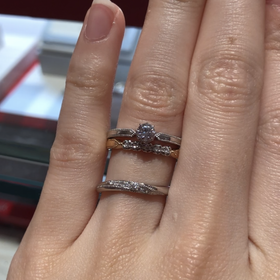 【AFFLUX(アフラックス)の口コミ】 約10件以上のブランドを見て、好みの指輪のタイプがだんだん分かってきた…