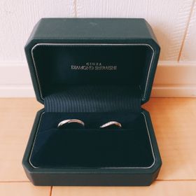 【銀座ダイヤモンドシライシの口コミ】 最初は試着と見学のつもりで来店しました。
店員さんの接客も丁寧で分かり…