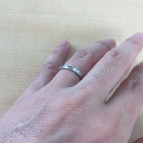 【銀座ダイヤモンドシライシの口コミ】 妻が気に入ったもののペアといった感じです。デザインは良いですがプラチ…
