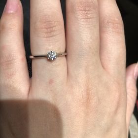 【銀座ダイヤモンドシライシの口コミ】 たくさんの種類の中から担当者の方がこちらのイメージにあうリングを持っ…