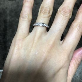 【銀座ダイヤモンドシライシの口コミ】 何店舗かブランド店を廻り、それぞれ説明聞きましたが、あまり決め手にな…