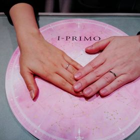 【アイプリモ(I-PRIMO)の口コミ】 《結婚指輪》アルチェステ
この指輪は、合わせ鏡とハートがコンセプトにな…