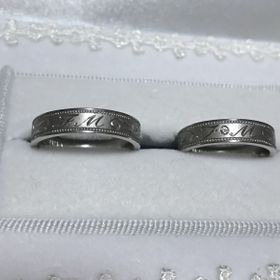 【宝寿堂(ほうじゅどう)の口コミ】 デザインのオーダーメイド価格が魅力的だった。他社で同じオーダーメイド…