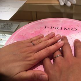 【アイプリモ(I-PRIMO)の口コミ】 シンプル過ぎず、ダイヤモンドも控えめで派手過ぎず、仕事中にしてても恥…