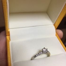 【ケイウノ ブライダル(K.UNO BRIDAL)の口コミ】 譲り受けた指輪をつかい、オーダーメイドで作っていただきました。ジュエ…