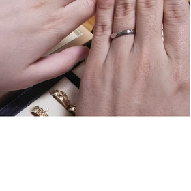 【Marriaged Marriage(マリッジド・マリッジ)】の口コミ ストーンが付いているわけではないのに、表面のカットによってとてもきらき...